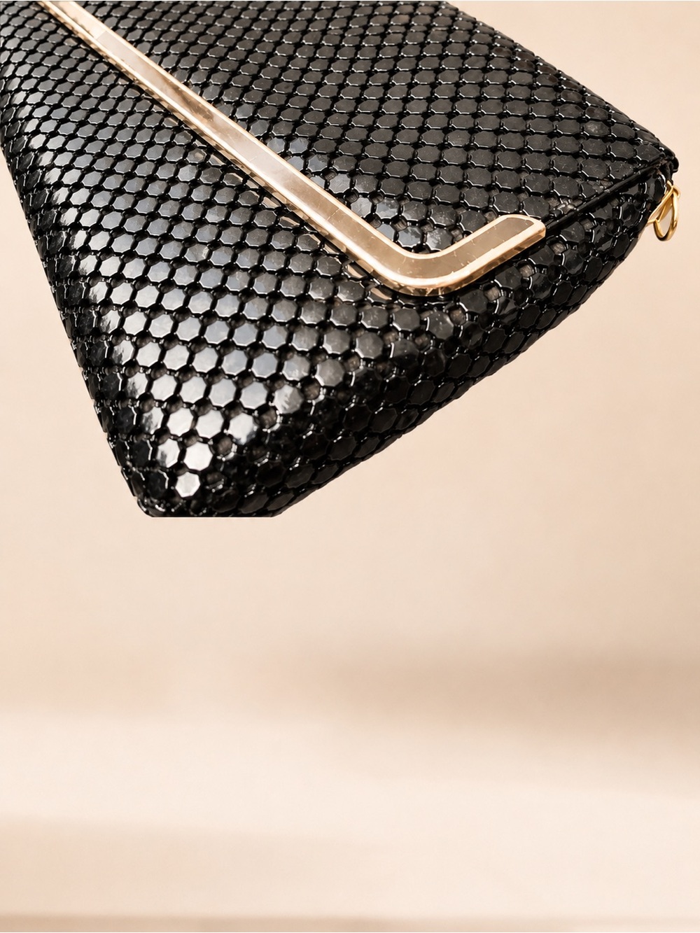 VTG Black Metal Sequin Mesh Clutch w Metallic Flap Trim & Removable Mesh Strap - Picture 8 of 16